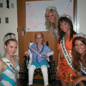 Fallyn & Miss Teen USA Contestants.